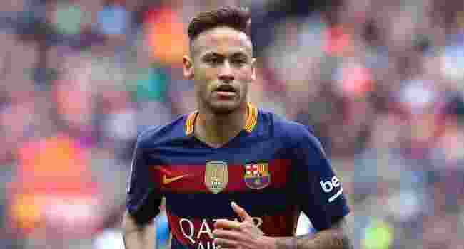 Ronaldinho Sarankan Neymar Untuk Ikuti Kata Hatinya